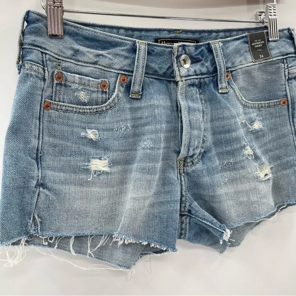 NWT Abercrombie & Fitch The Boyfriend Short Denim Shorts Size 24 - Picture 2 of 13
